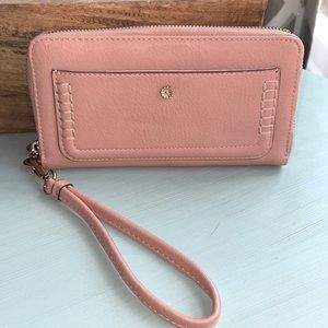 Lauren Conrad Rue zip around wallet rose gold wristlet blush